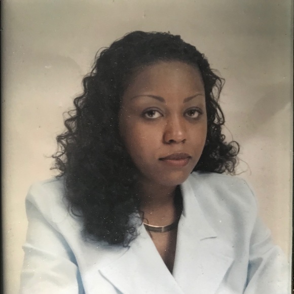 Meet your Posher, Sky - Picture 1 of 1